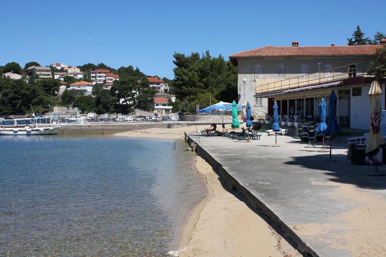 Apartments And Rooms With Parking Space Palit, Rab - 5061 外观 照片