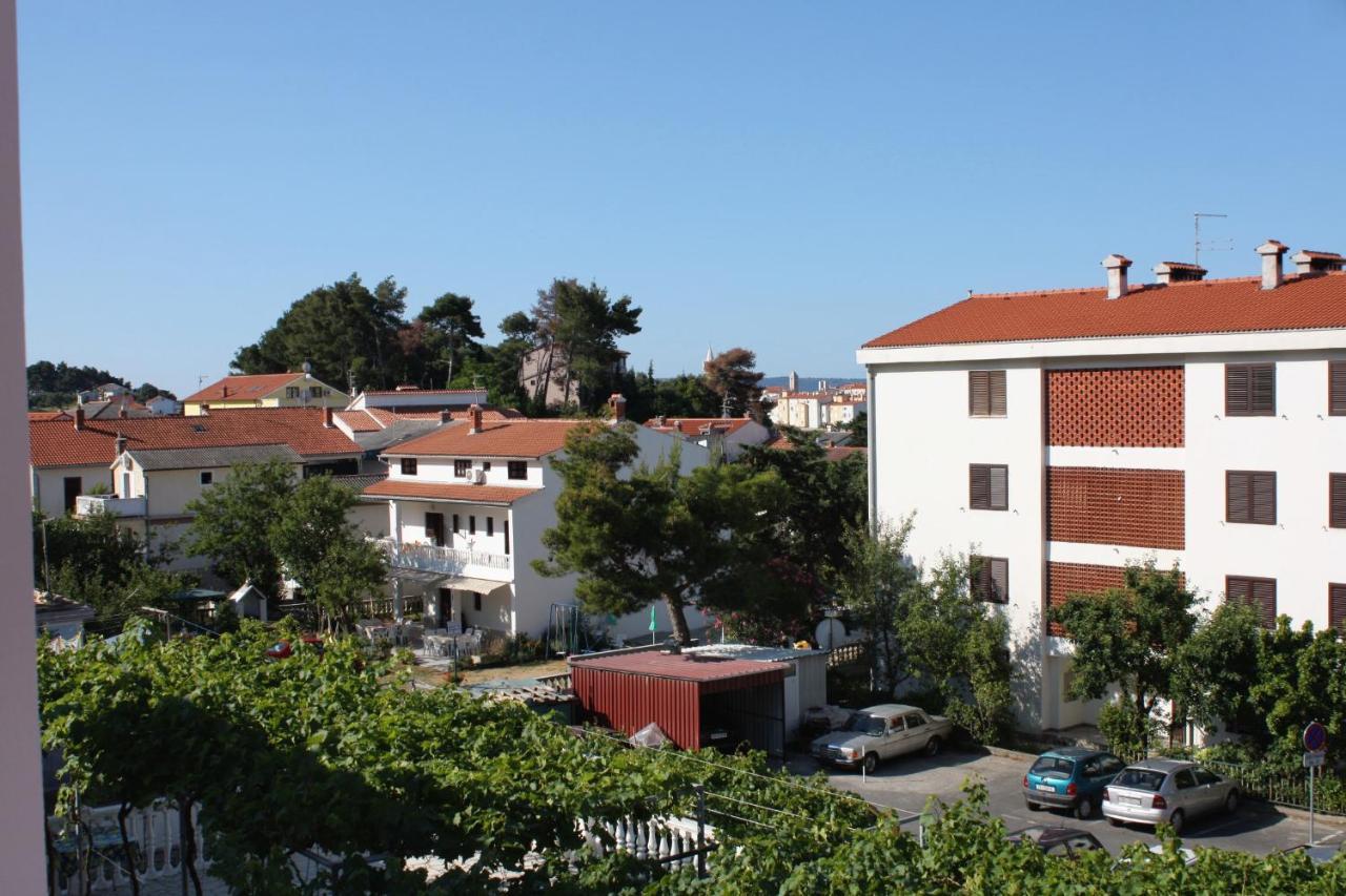 Apartments And Rooms With Parking Space Palit, Rab - 5061 外观 照片