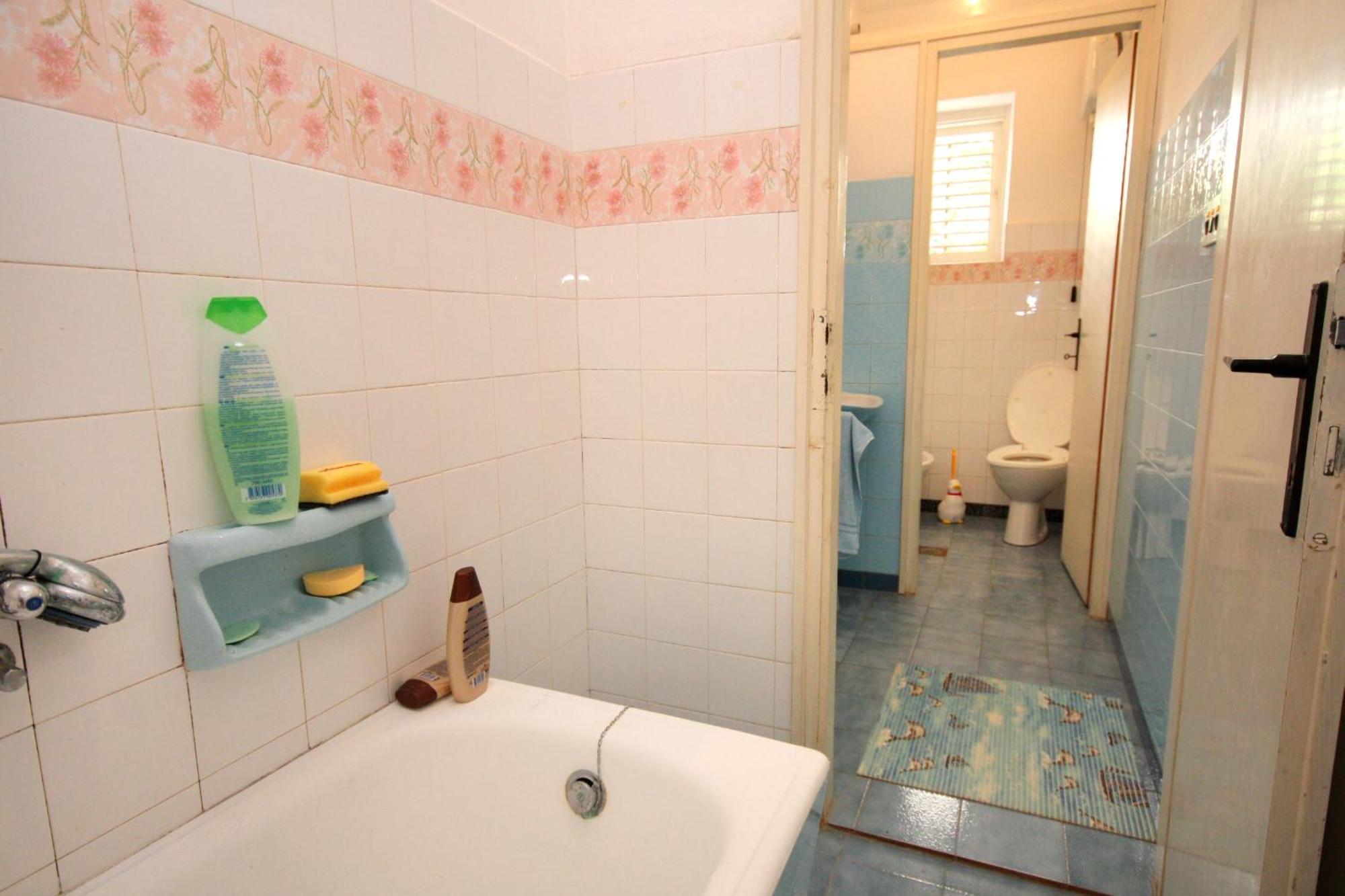 Apartments And Rooms With Parking Space Palit, Rab - 5061 客房 照片